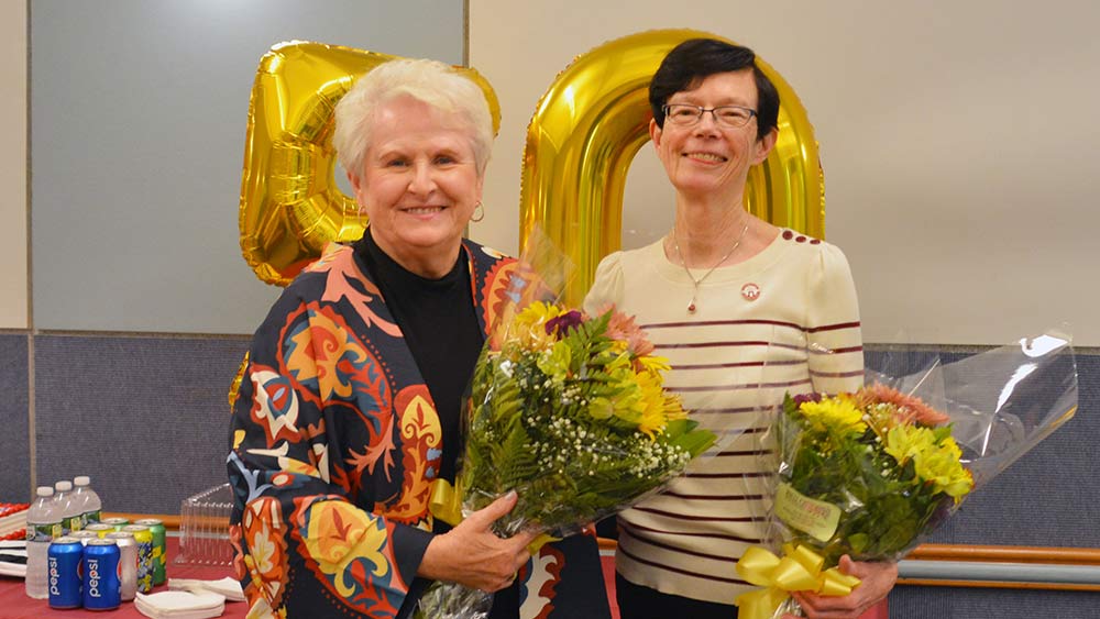 Friends of СƵ's Margaret Mullen-Gensch and Peggy Capomaggi